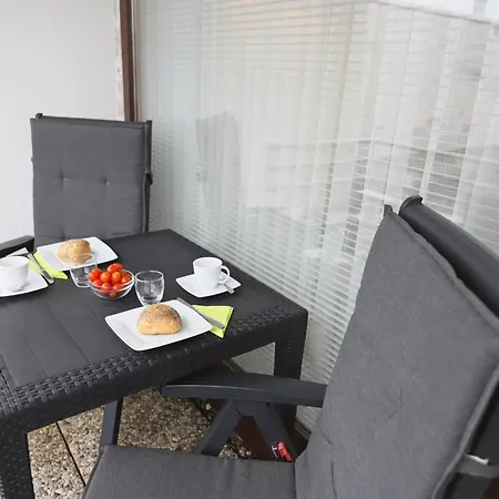 Apartman Geraeumige 2-zimmer-appartement Westerland