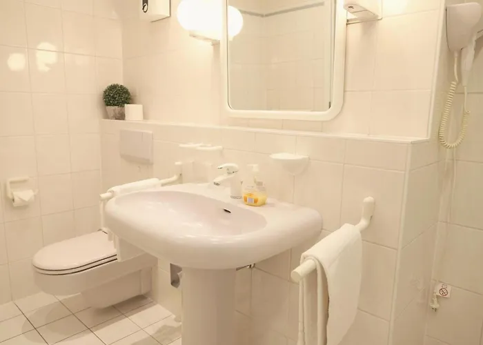 Apartment Geraeumige 2-zimmer-appartement *